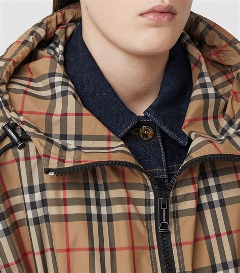 Burberry Logo Tape Vintage Check Hooded Jacket 